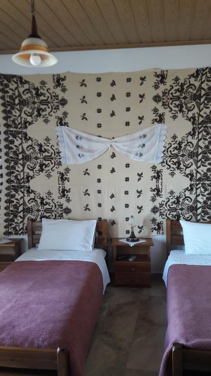 Aris Rooms Anogeia Exterior photo